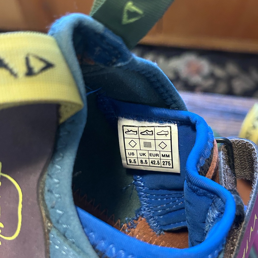 Brain Dead x evolv x Ashima climbing shoes - Picture 6 of 6